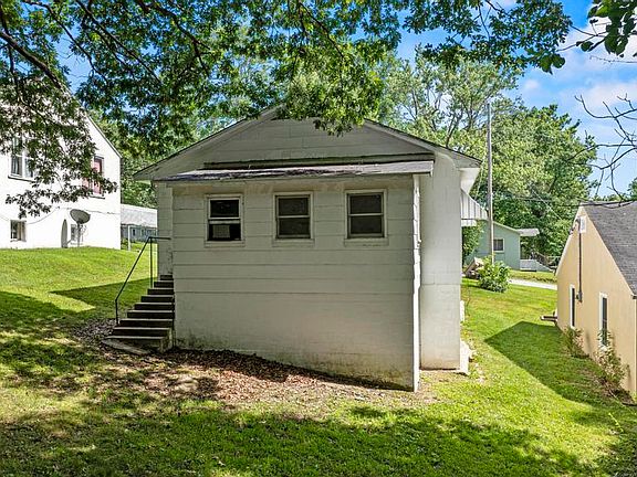 4th image of 403 Christiana Street