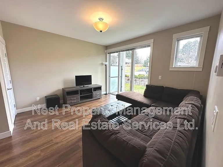 110 Baxter Ave #103 — Photo 6