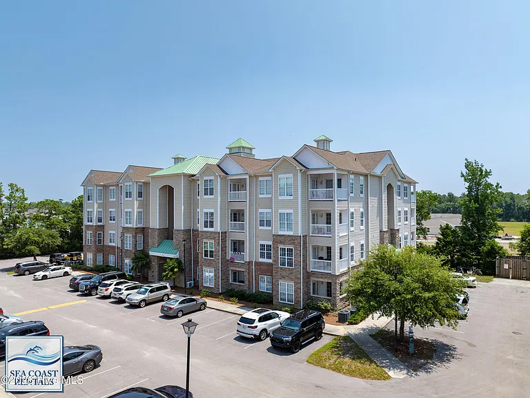 300 Gateway Dr #320 — Photo 24