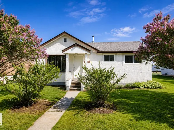 5218 52nd Ave, Bon Accord, AB T0A 0K3