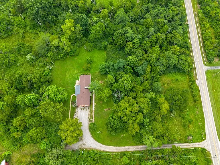 1364 Morman Rd — Photo 3