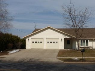 2109 W 5th St, Marshfield, WI 54449