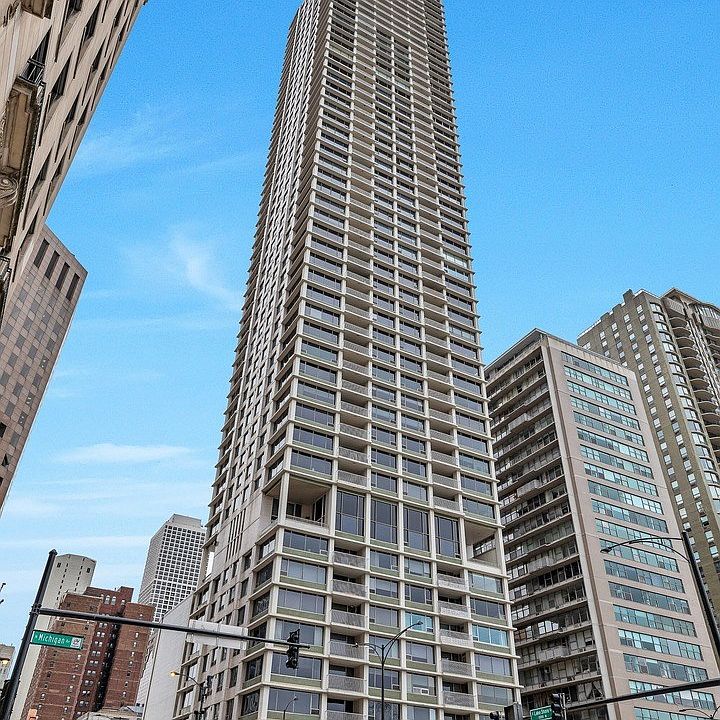 1st image of 1000 N Lake Shore Dr APT 1501