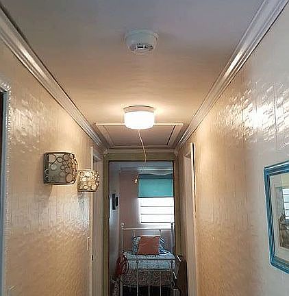 4th image of 422 Frederick St