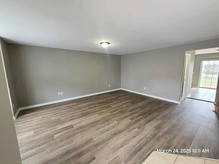 367 Viewpoint Way — Photo 3