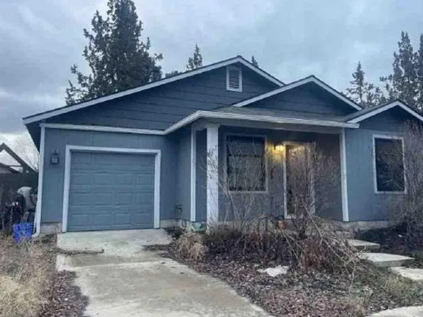 3151 NE Wells Acres Rd, Bend, OR 97701