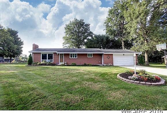 261 W Breese Rd