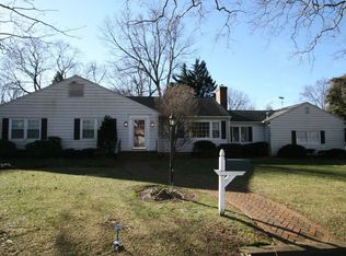 65 Buttonwood Dr, Fair Haven, NJ 07704