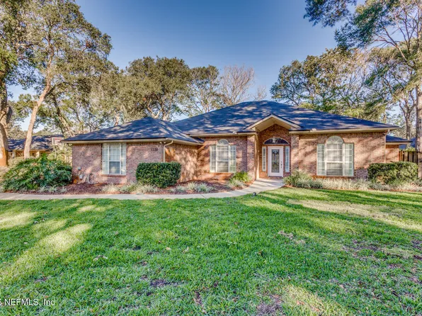 1335 ASHLEY OAKS Drive, Jacksonville Beach, FL 32250