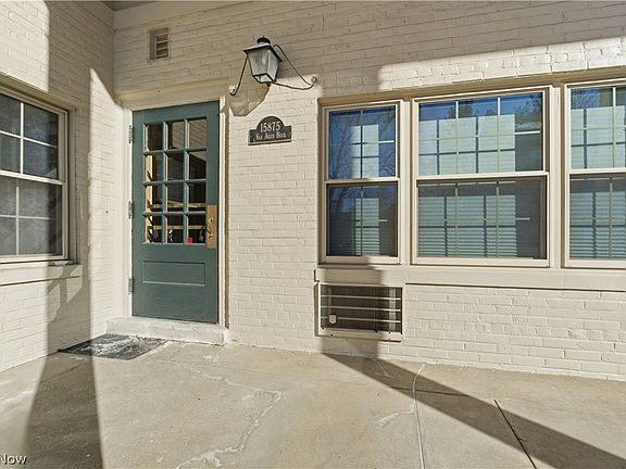 2nd image of 15875 Van Aken Blvd APT 302C