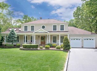 10 Denmark Ln, Jackson, NJ 08527