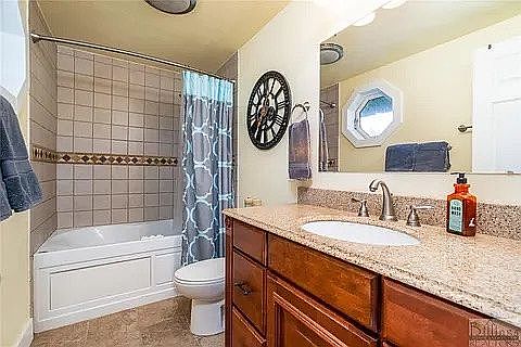 3rd image of 4602 Toyon Dr