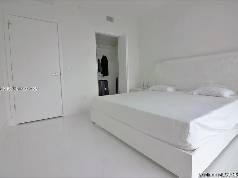1080 Brickell Ave #3403 — Photo 16
