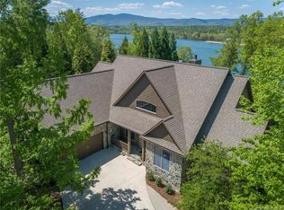 2218 Lake Forest Cv, Nebo, NC 28761