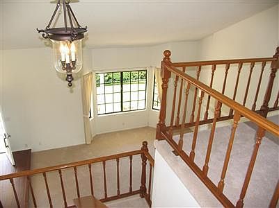 4th image of 139 E Los Padres Dr