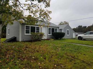 8 Santos Ln, Harwich, MA 02645