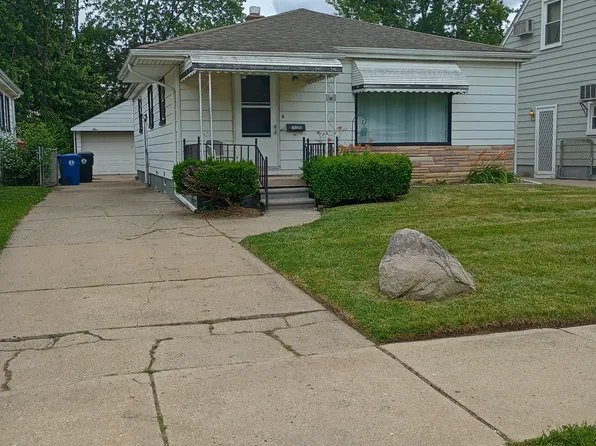 18500 Glenmore St, Redford, MI 48240