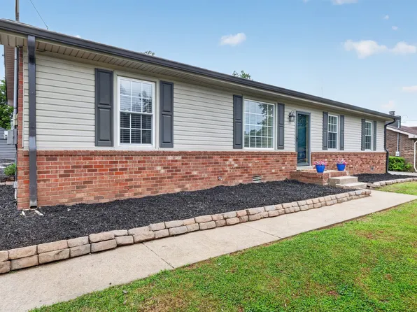 272 N Wessington Pl, Hendersonville, TN 37075