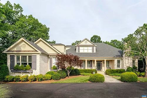 1500 Piper Way Photo 1