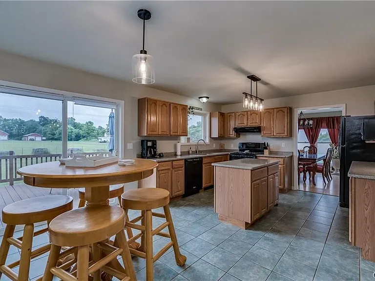 26202 Lafave Rd — Photo 15