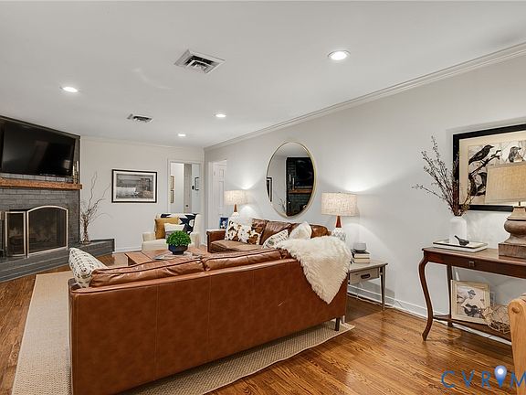 3rd image of 7299 Jay Way