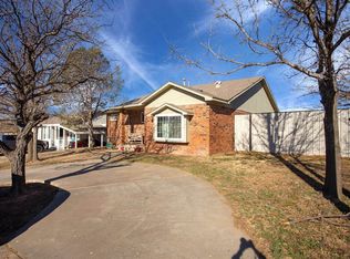 1433 Cooley Dr, Borger, TX 79007