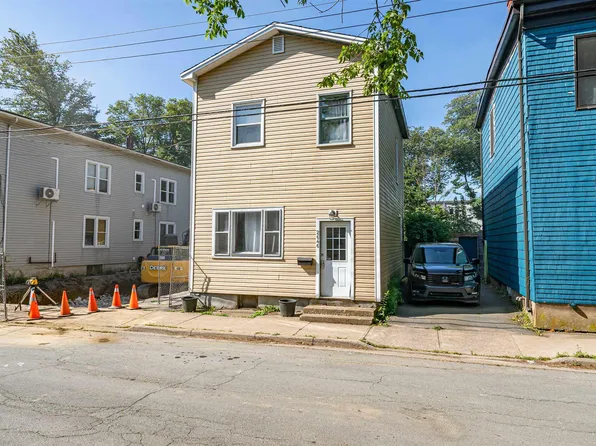 2646 Belle Aire Ter, Halifax, NS B3K 3W8