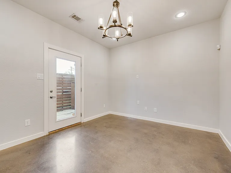 1811 Euclid Ave #2 — Photo 4
