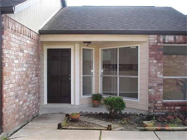 3 bed, 2.0 bath, 1727 sqft, $1,875 — Photo 4