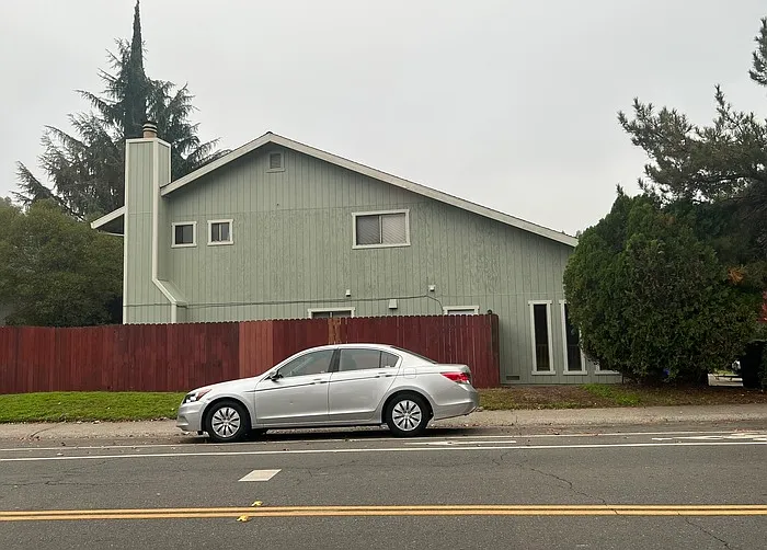 7798 Chancery Ct — Photo 3