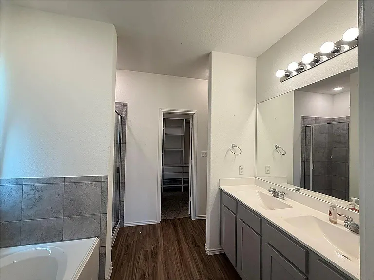 1216 Blackhaw Ln — Photo 12
