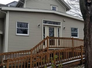 138 S Main St, Fairport, NY