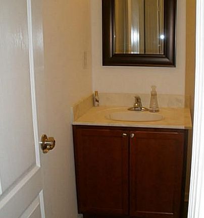 2nd image of 343 Holyoke Ln