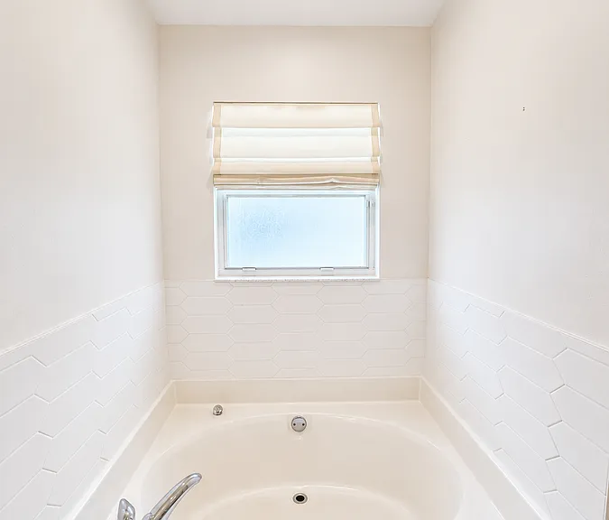 12857 Dresden Ct — Photo 17