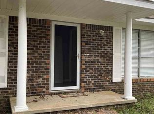 17916 Gill St, Robertsdale, AL 36567