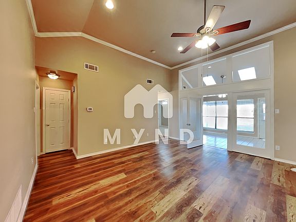 4th image of 721 Brittany Dr