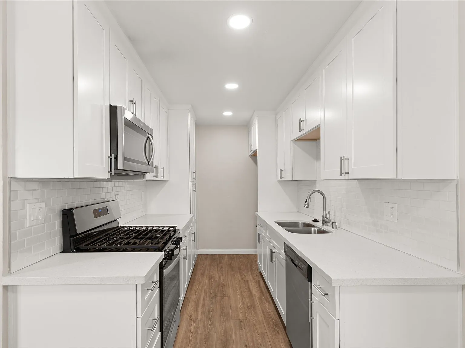 Vista Palms Apartment Homes- Yucaipa, CA — Photo 2