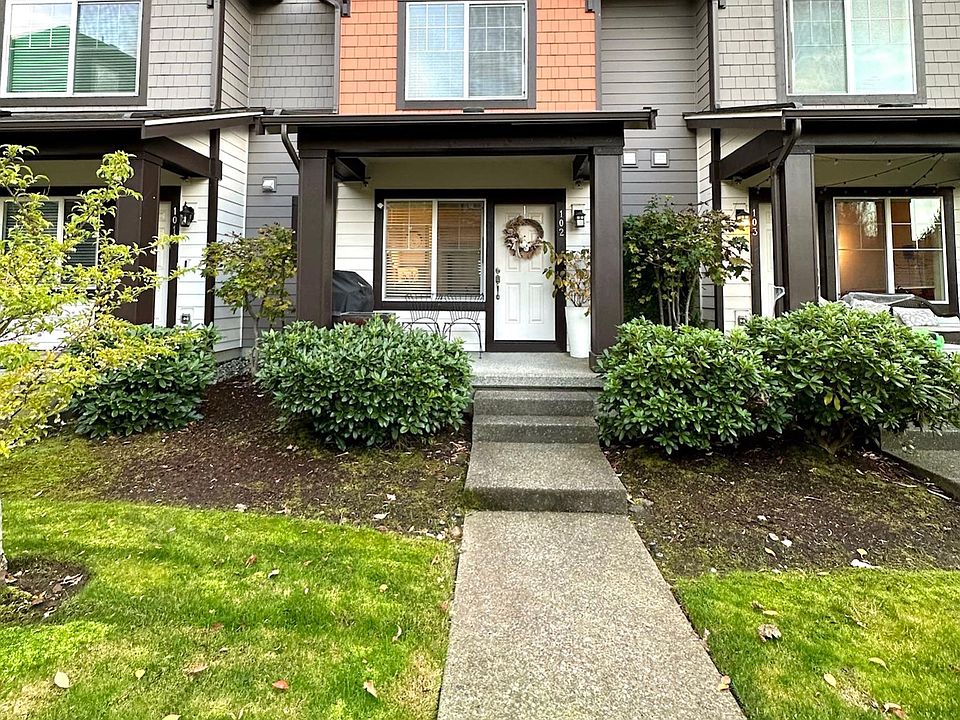 1st image of 15652 NE 103rd Ct APT 102