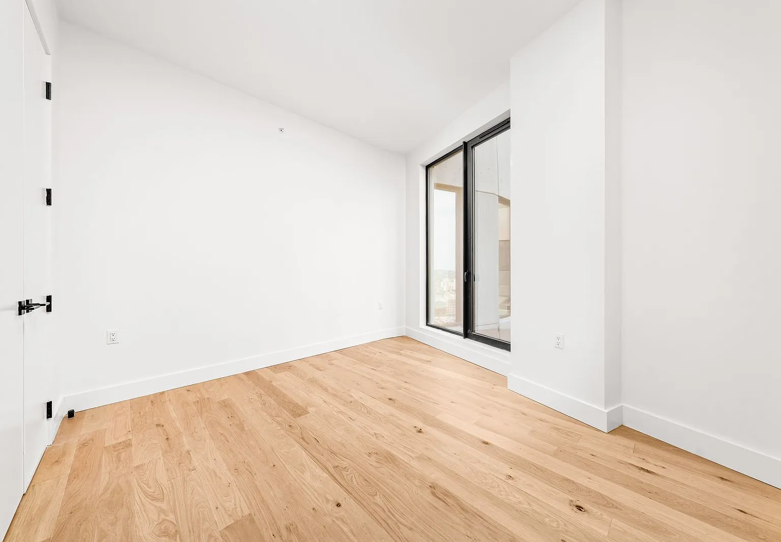 570 Fulton Street — Photo 4