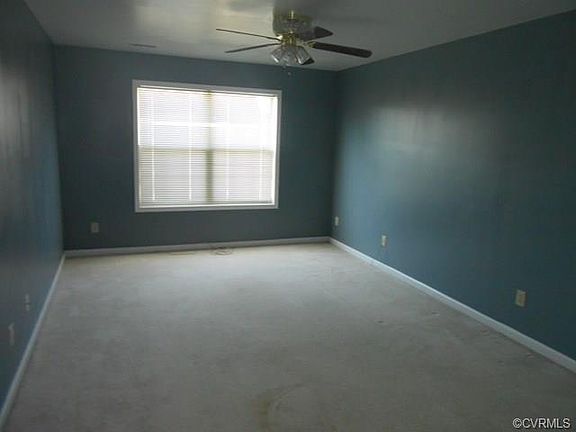 3rd image of 15107 Alderwood Ct