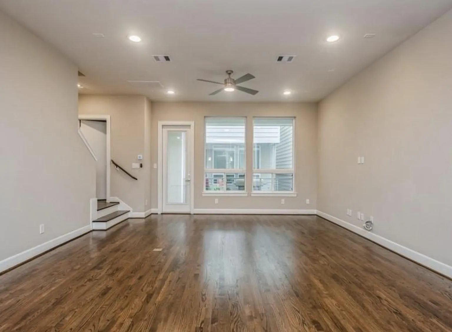 349 Eado Park Cir — Photo 4