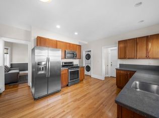 689 Washington St APT 2, Brookline, MA 02446