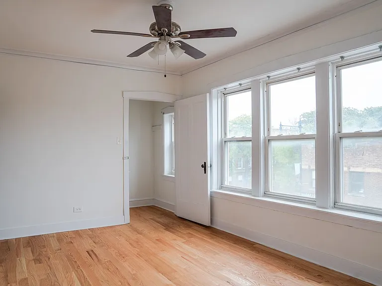 3836 W Lawrence Ave #304 — Photo 5
