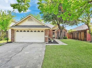 4808 Colonial Park Dr, Haltom City, TX 76117