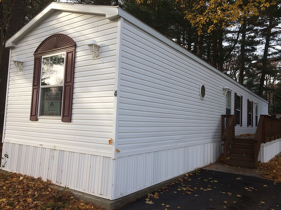 4 Greenwood Drive