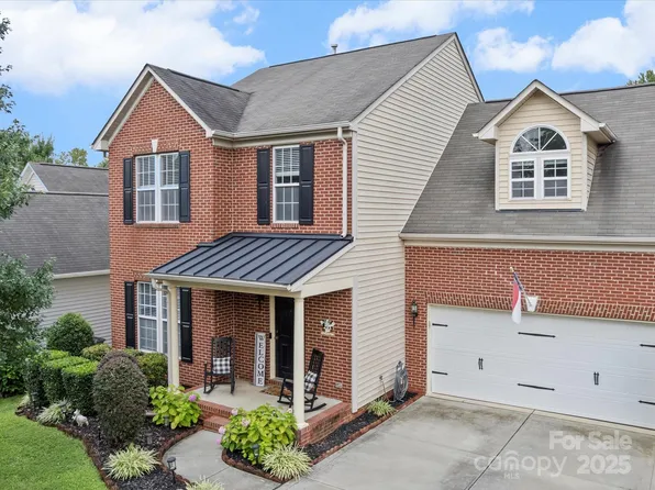 8004 Fountainbrook Dr, Indian Trail, NC 28079