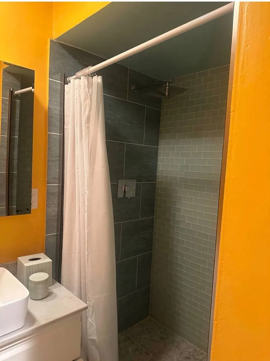 Building Photo - 248 S Doheny Dr #2