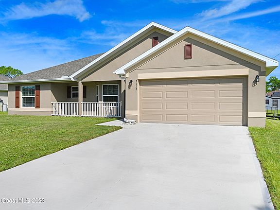 3rd image of 2122 San Filippo Dr SE