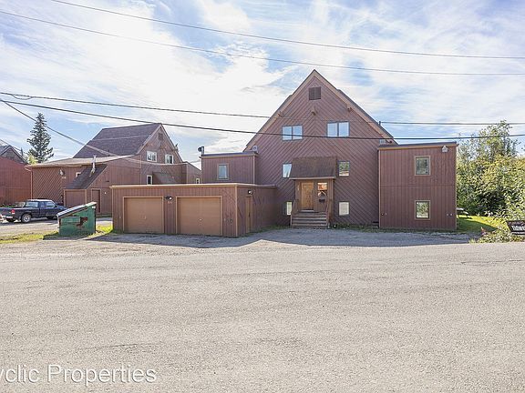 3rd image of 709 Oconnor Rd APT 1