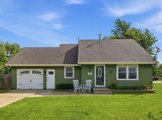 1006 Lincoln St SE, Bondurant, IA 50035